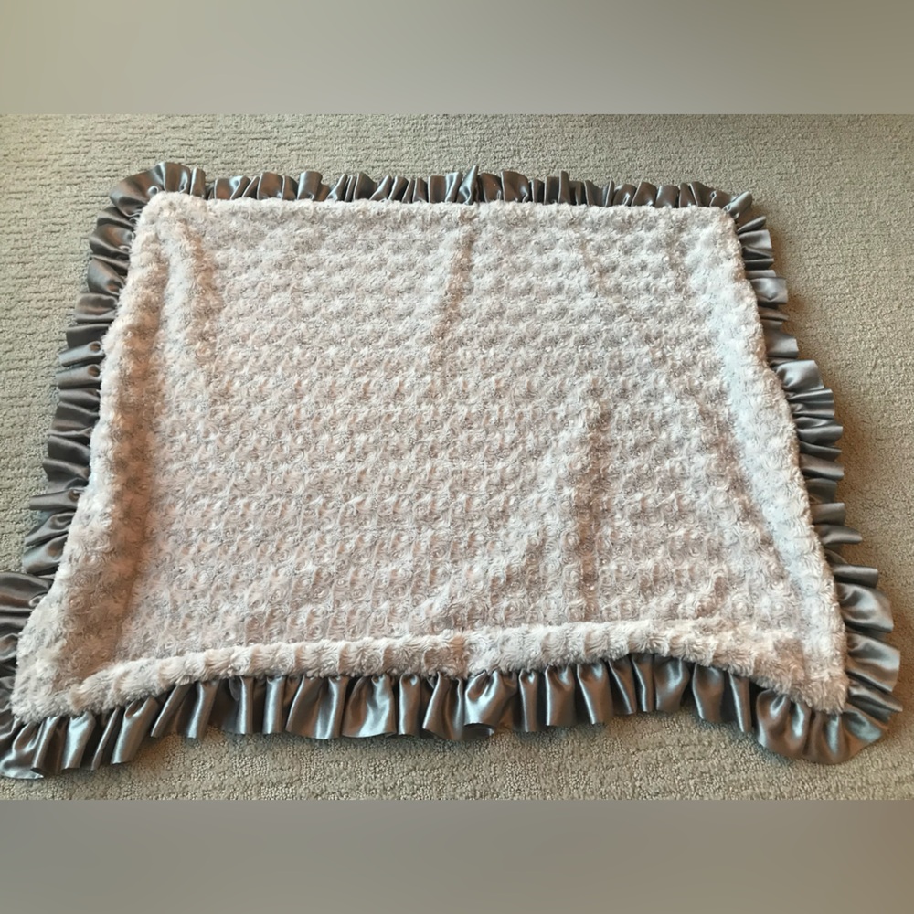 Custom baby blanket - like new, approx. 36” x 30”